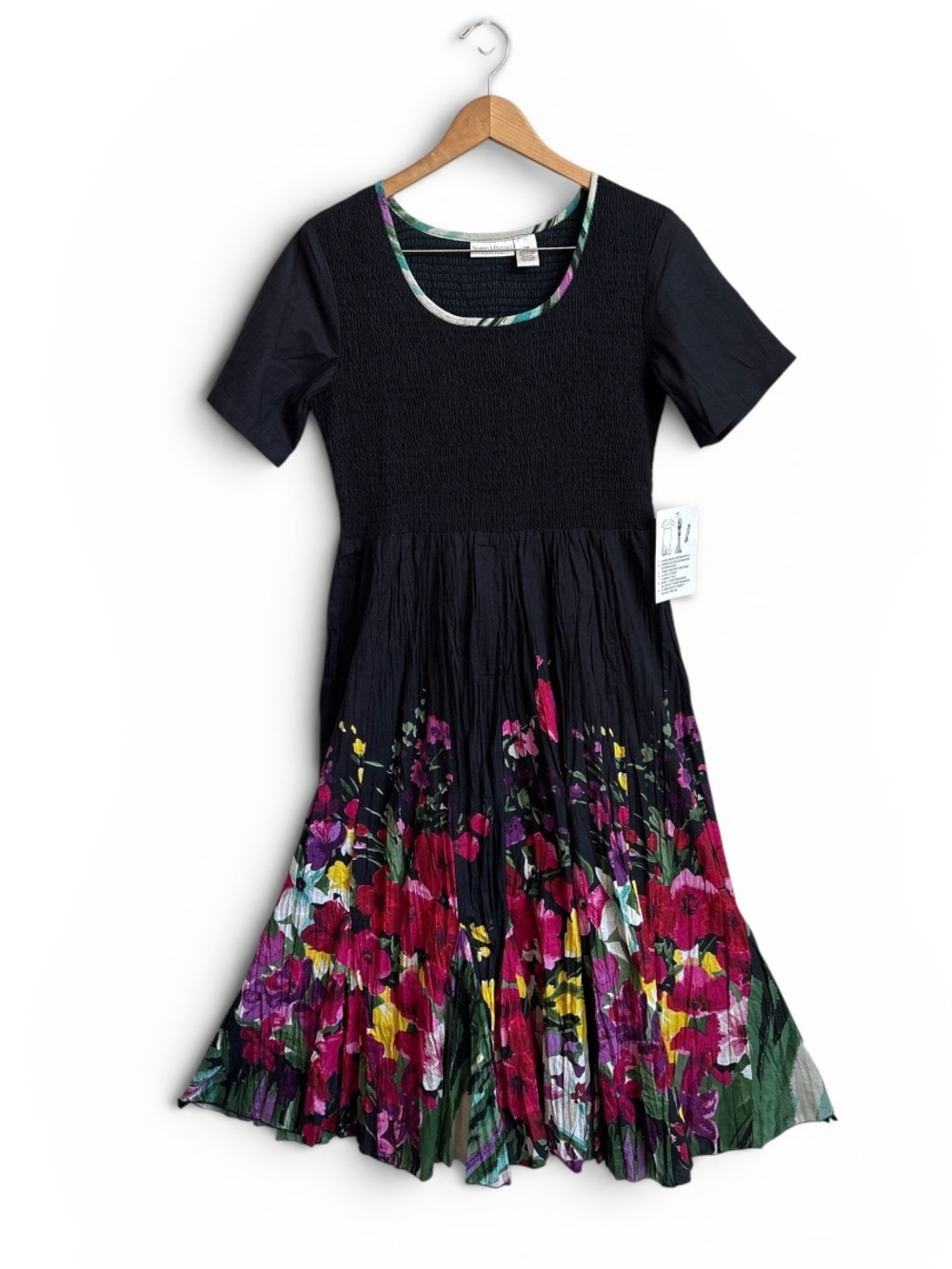 Draper’s & Damon’s Petites Black Floral Dress Smocked Cotton Size PM - Picture 2 of 10